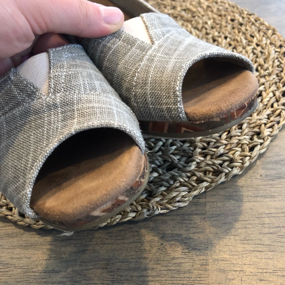 Toms Gray and Brown Wedges - Picture 2 of 6